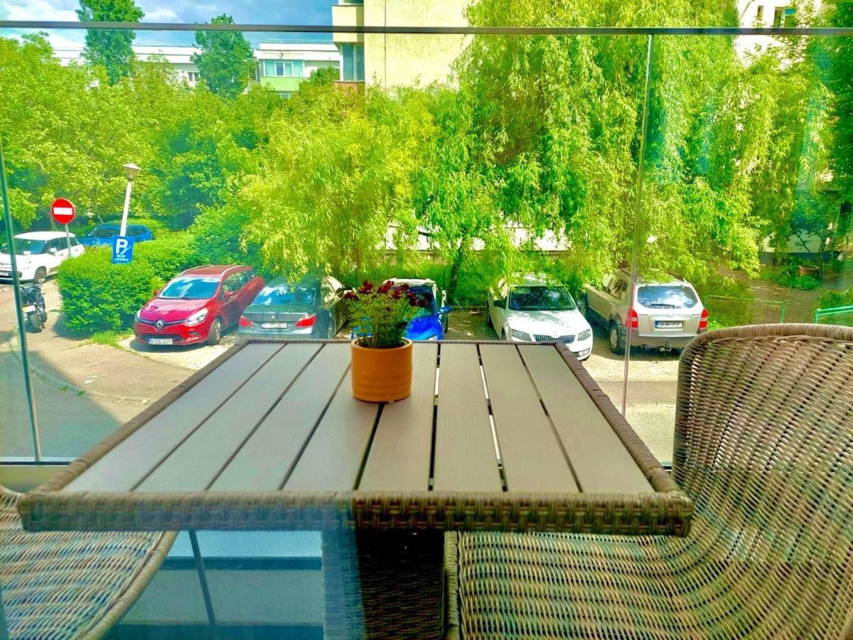Smaranda Park Lake Bucarest Exterior foto